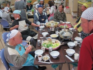 うどんすきに釜揚げうどんの宴会です